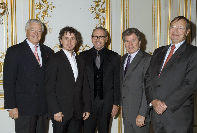 Jeannot Painchaud du Cirque Éloize reçoit le prix Samuel de Champlain 2011