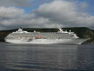 Le Crystal Symphony fera escale dans la baie de Plaisance !