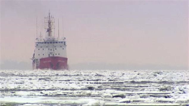 Une banquise exceptionnelle nuit à la navigation dans le golfe