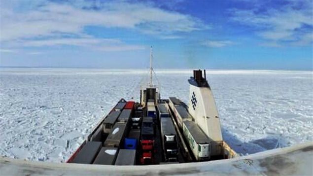 Deux traversiers de Marine Atlantique coincés dans les glaces