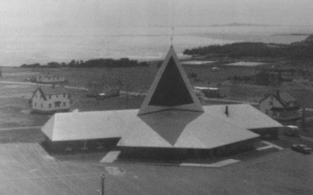 Éphémérides : 24 décembre 1967 : Première messe à l’église de Cap-aux-Meules