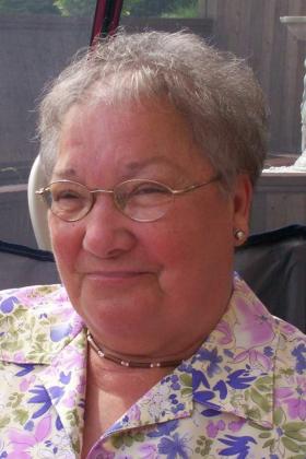 Adrienne CYR (1930-2015)