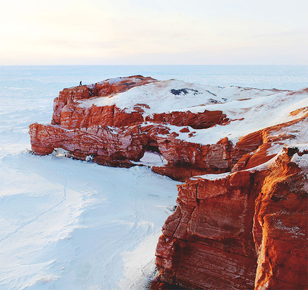 postcard-january-ile-de-la-madeleine-quebec