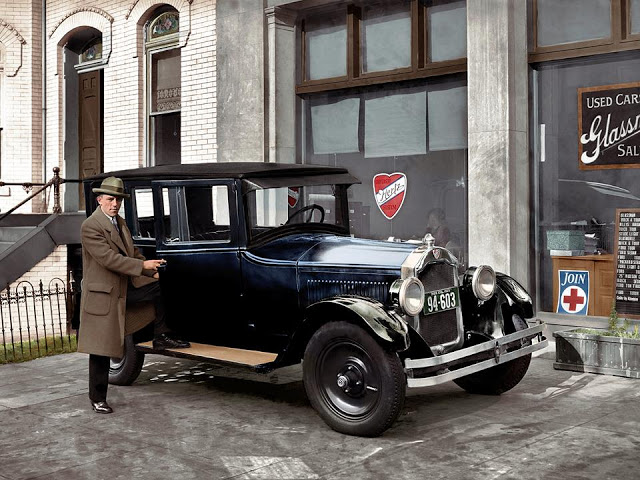 27-photos-colorisees-des-automobiles-americaines-des-annees-1910-1920-24