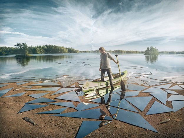 Un lac en miroirs brisés par Erik Johansson