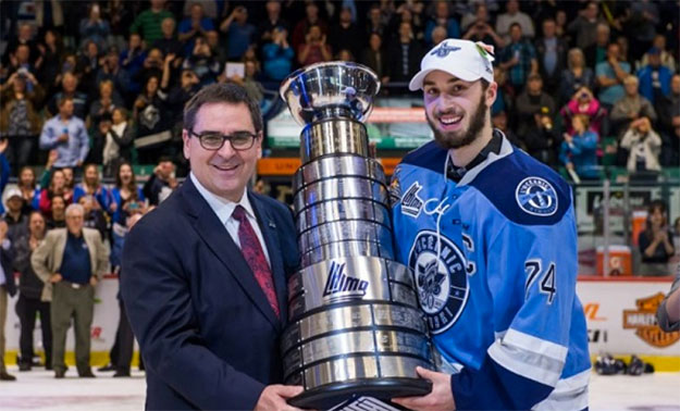 Alexis Loiseau Dans Les 10 Meilleur Marqueurs De L’ECHL