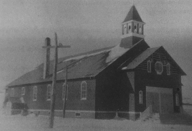 Éphémérides : L’Église Notre-Dame-du-Rosaire de Fatima ouvre ses portes