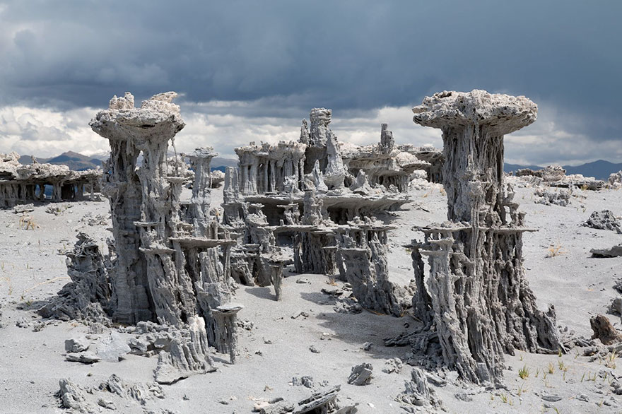 ces-etonnantes-formations-naturelles-les-tufs-de-sable-tufas-sand-1