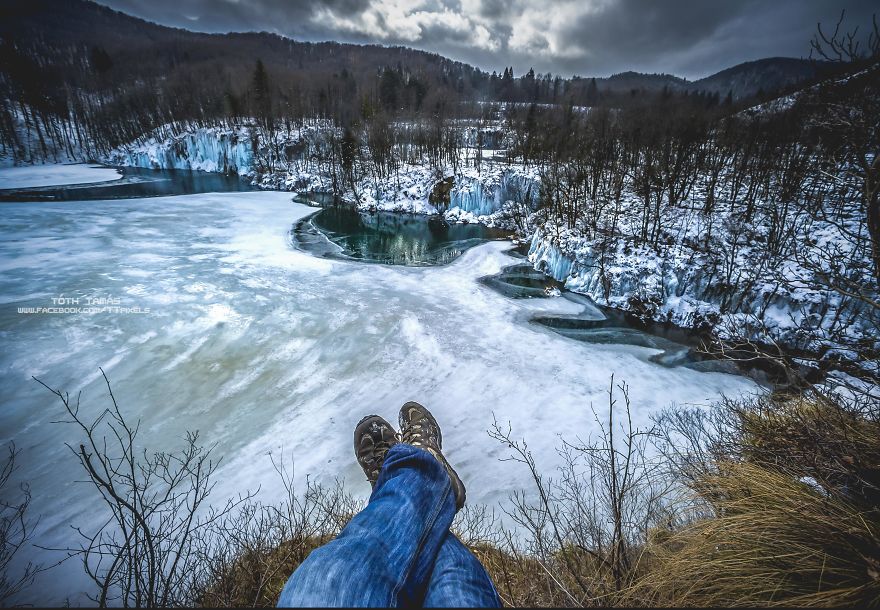 Les-magnifiques-cascades-gelees-des-lacs-de-Plitvice-par-Tamas-Toth-20