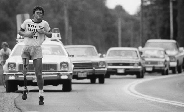 Éphémérides : Terry Fox débute son «marathon de l’espoir»