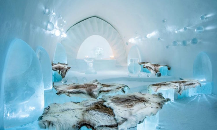Le-celebre-hotel-de-glace-suedois-Icehotel-est-desormais-ouvert-365-jours-par-an-8