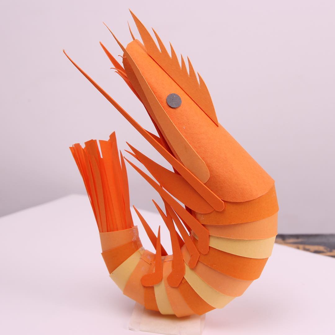 Sculptures tridimensionnelles en papier par Lisa Lloyd