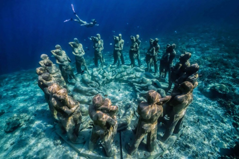 Indonésie : «Nest», Une magnifique sculpture sous-marine aidera à sauver les récifs coralliens