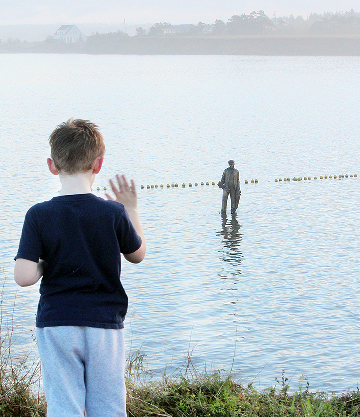 Rustico-Nord dévoile la statue de bronze d’un pêcheur acadien