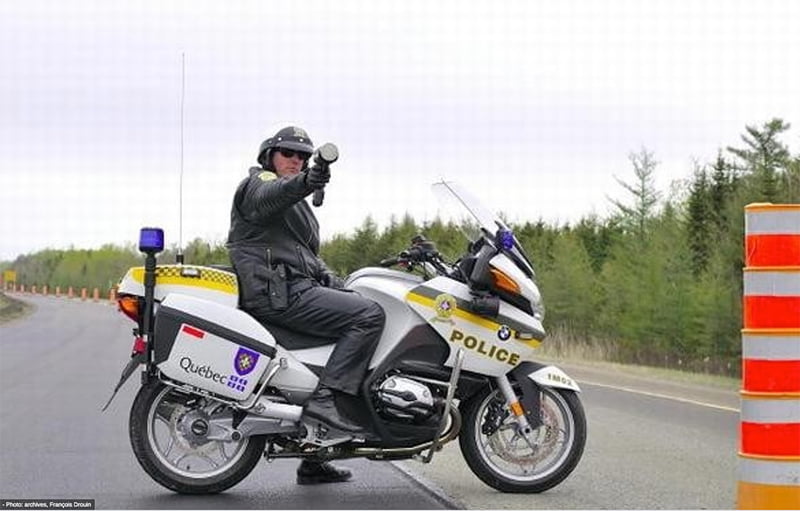 À près de 210 km/h sur l’autoroute 85