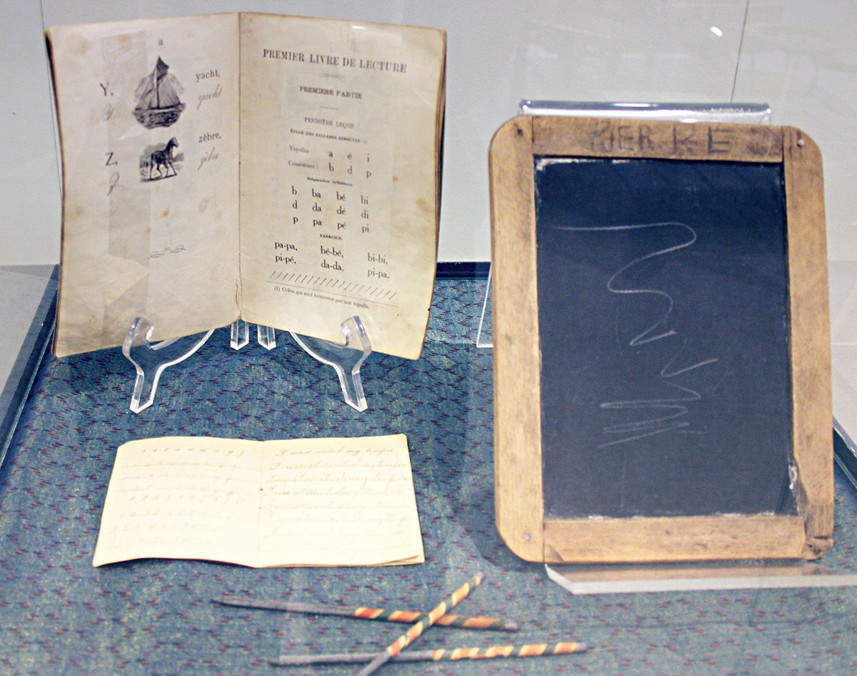 Les artefacts de l’enfance au Musée acadien de l’Île-du-Prince-Édouard