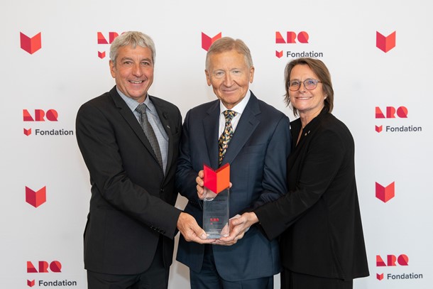 Jean-Pierre Léger reçoit le prix Hommage de la Fondation ARQ