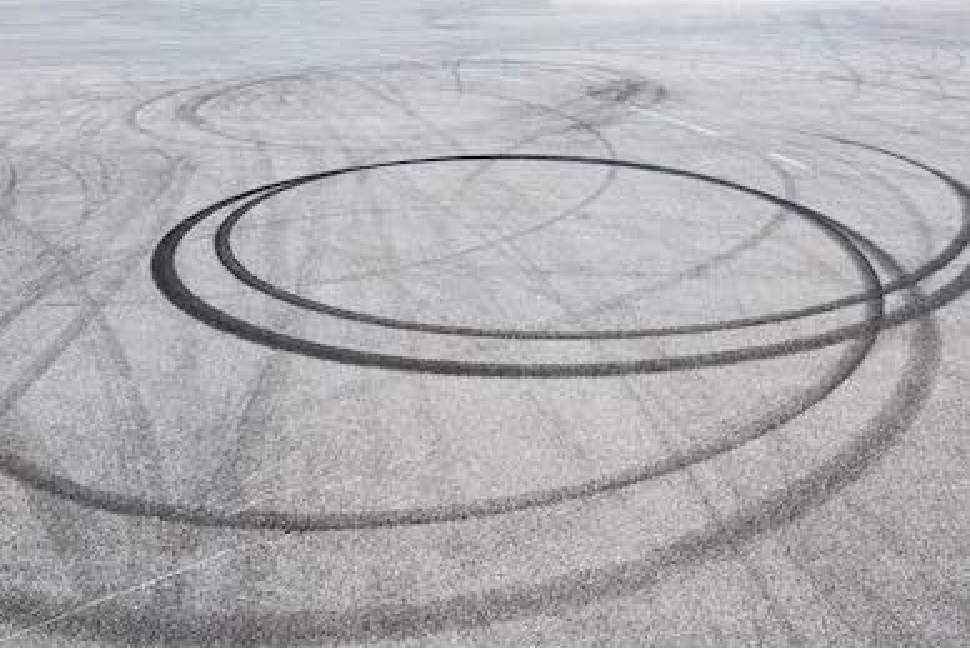 Niaiseries Acadiennes : O.V.N.I.: D’étranges cercles apparaissent sur la route à Grosse Île
