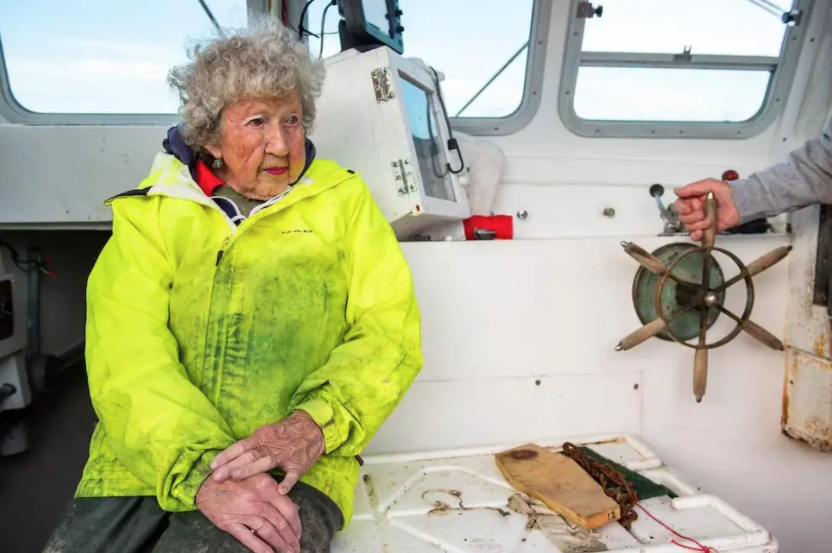 La « dame aux homards » américaine, 101 ans et toujours la pêche