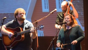 Le 2 novembre 2021. Le spectacle Georges - À travers le hublot a donné le coup d'envoi à la FrancoFête en Acadie. Acadie Nouvelle: Sylvie Mousseau