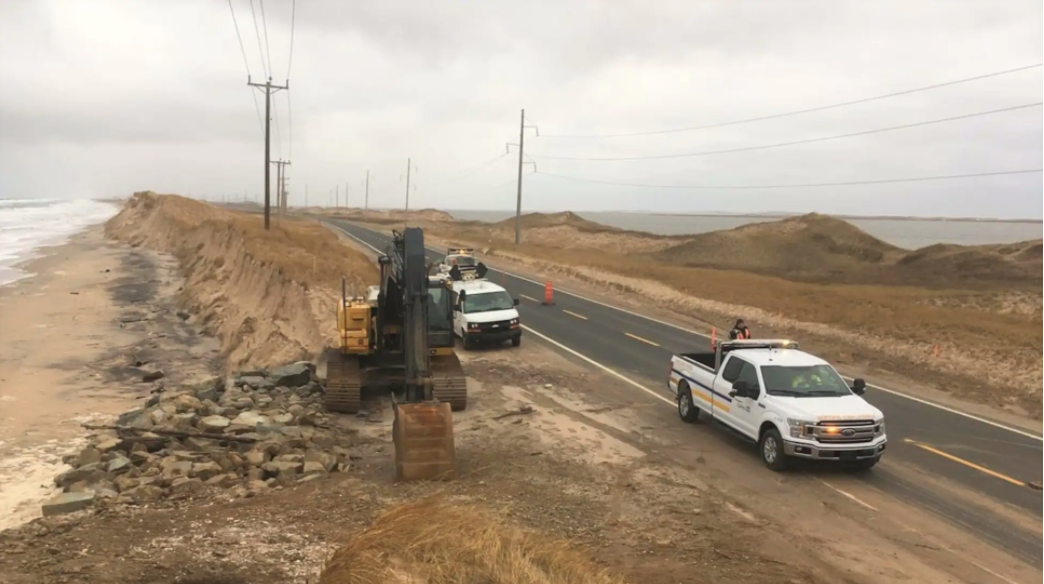 Îles-de-la-Madeleine: les grands moyens pour protéger les berges