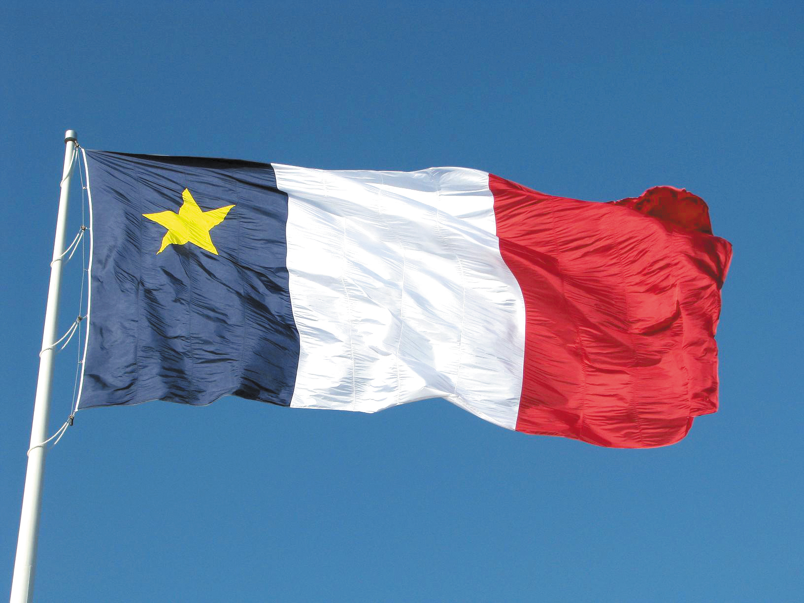 web_drapeau-acadien