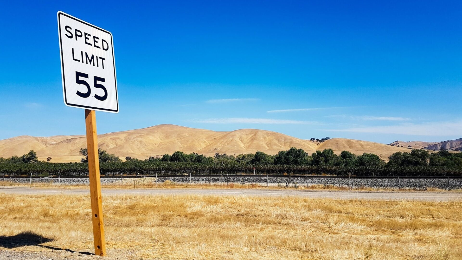La Californie songe aussi à limiter la vitesse des véhicules en circulation
