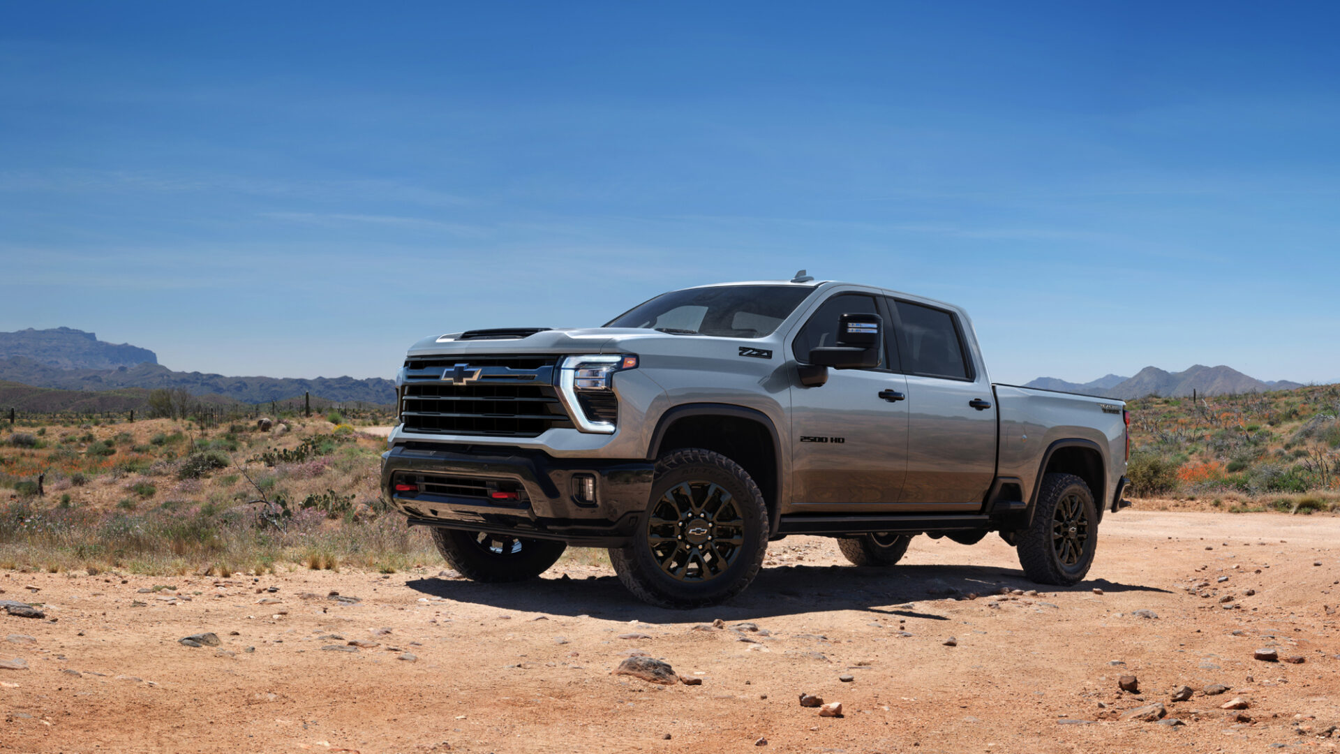 Le Chevrolet Silverado HD 2025 profitera de quelques changements dont un ensemble Trail Boss