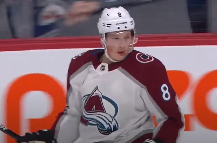 Cale Makar : 100 000$ à chaque défenseur du Colorado s’il gagne le concours d’habiletés, selon Bowen Byram