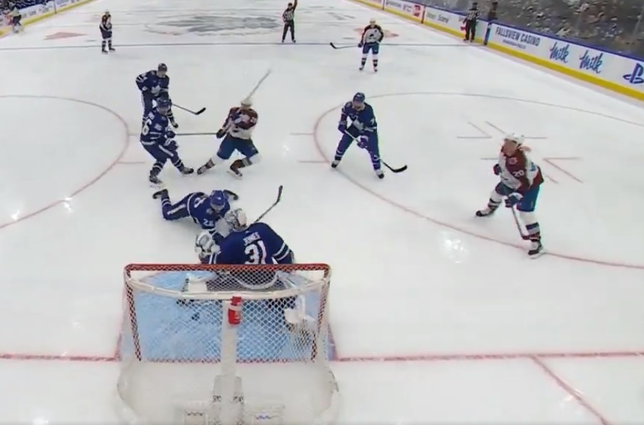 Top-5 : les Leafs échappent une avance de trois buts face à l’Avalanche