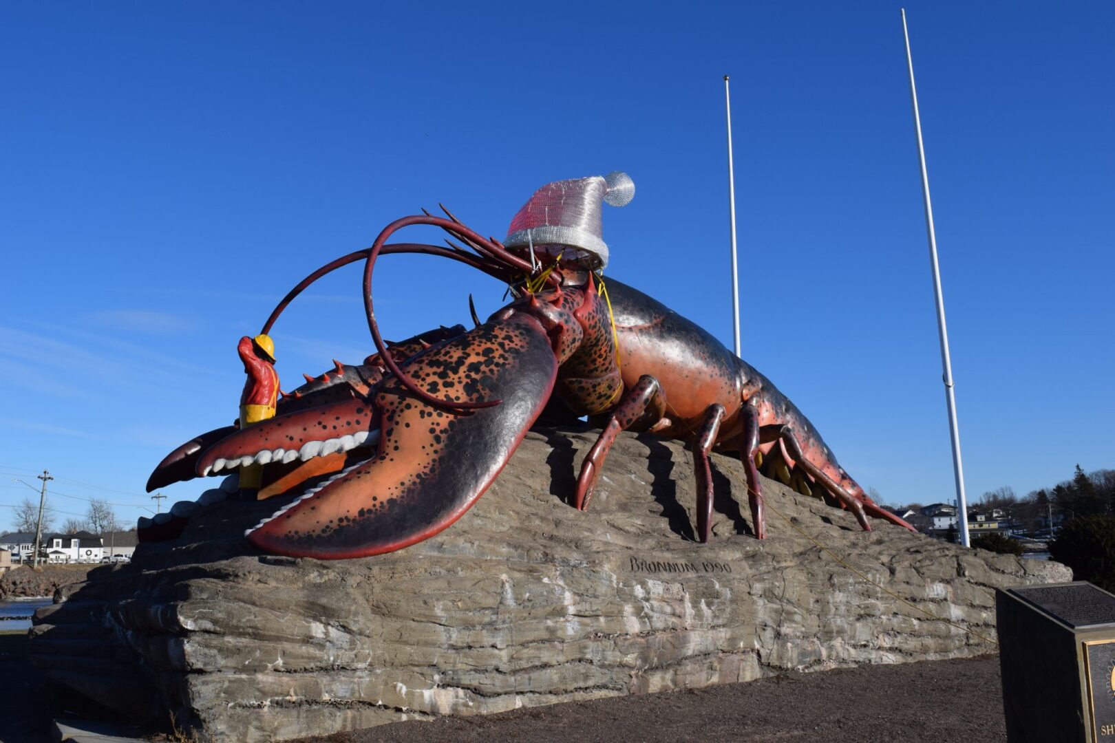 Le homard géant de Shediac ne sera pas repeint en bleu