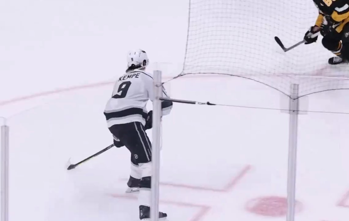 Top-3 : Adrian Kempe gâche la soirée Jaromir Jagr à Pittsburgh