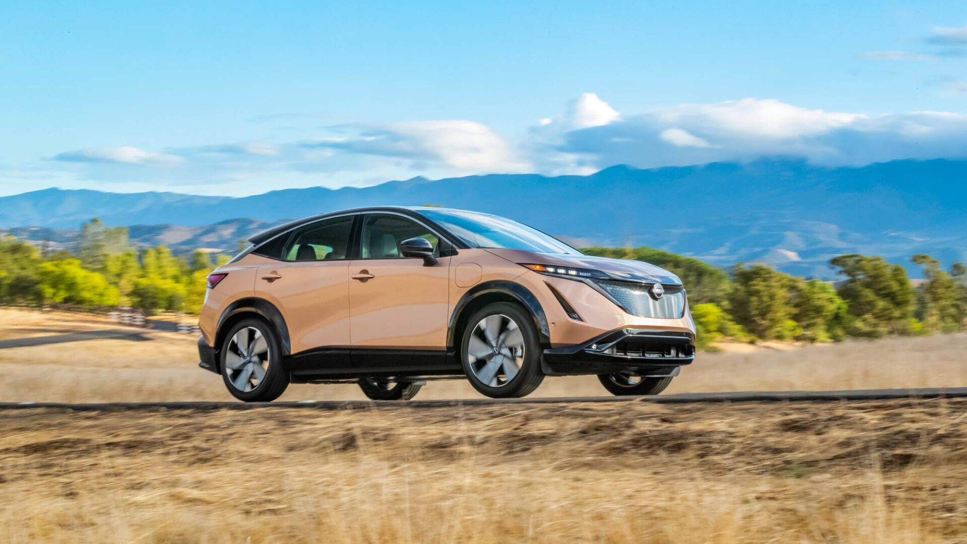 Toutes les déclinaisons du Nissan Ariya 2024 sont maintenant admissibles aux 2 rabais gouvernementaux