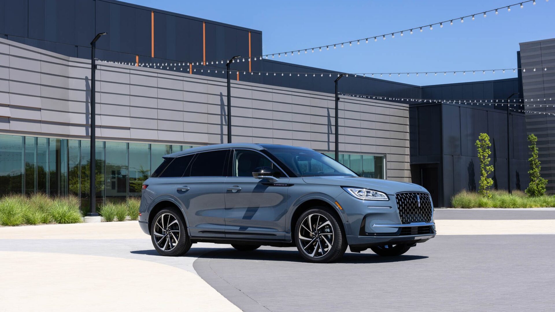 Que pensez-vous du Lincoln Corsair Grand Touring hybride rechargeable?