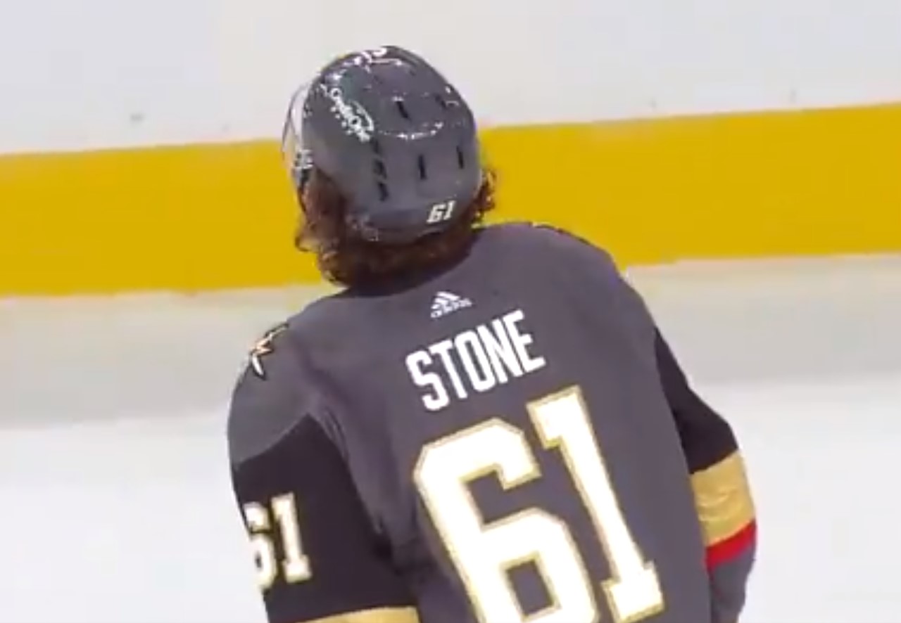 Mark Stone ne reviendra pas dès le début des séries, affirme Renaud Lavoie