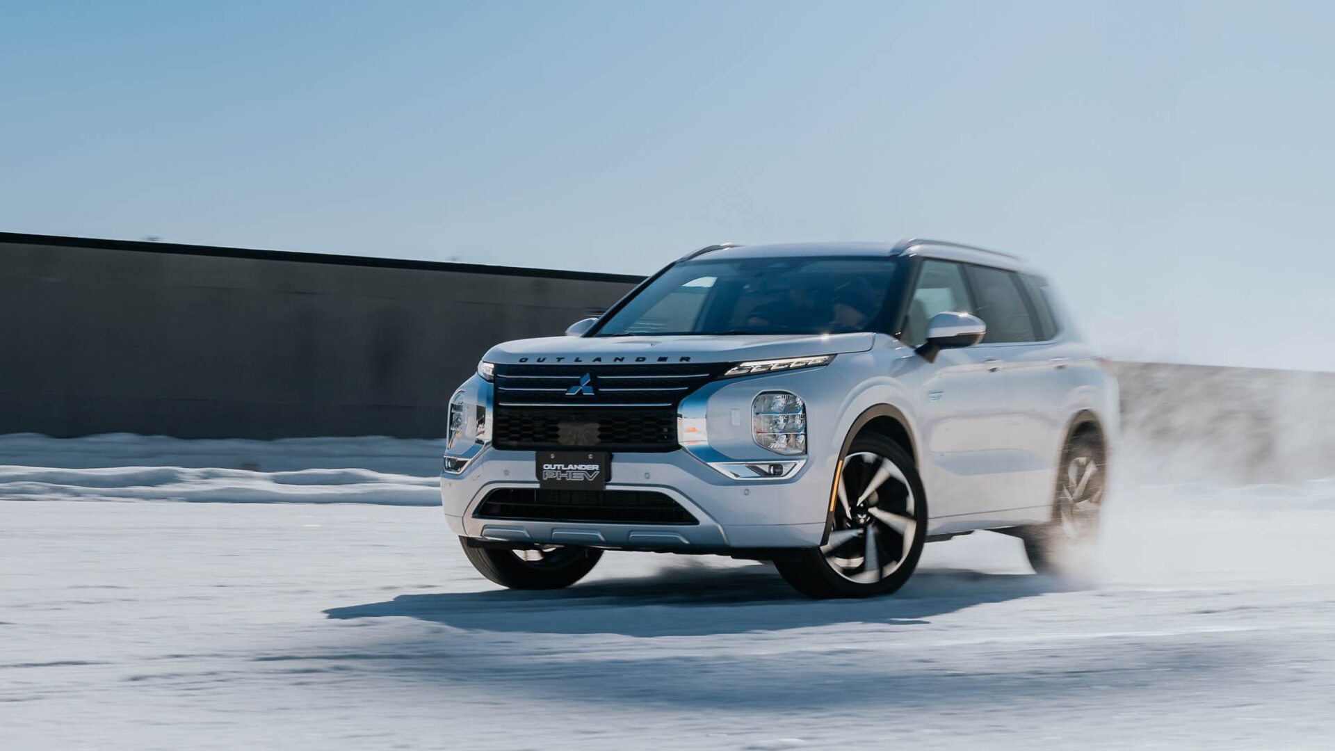 Le Mitsubishi Outlander PHEV peut délibérément refuser de démarrer par temps très froid