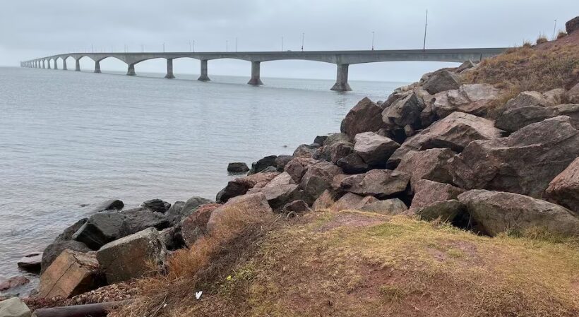 Budget fédéral : le gel du péage du pont de la Confédération est prolongé