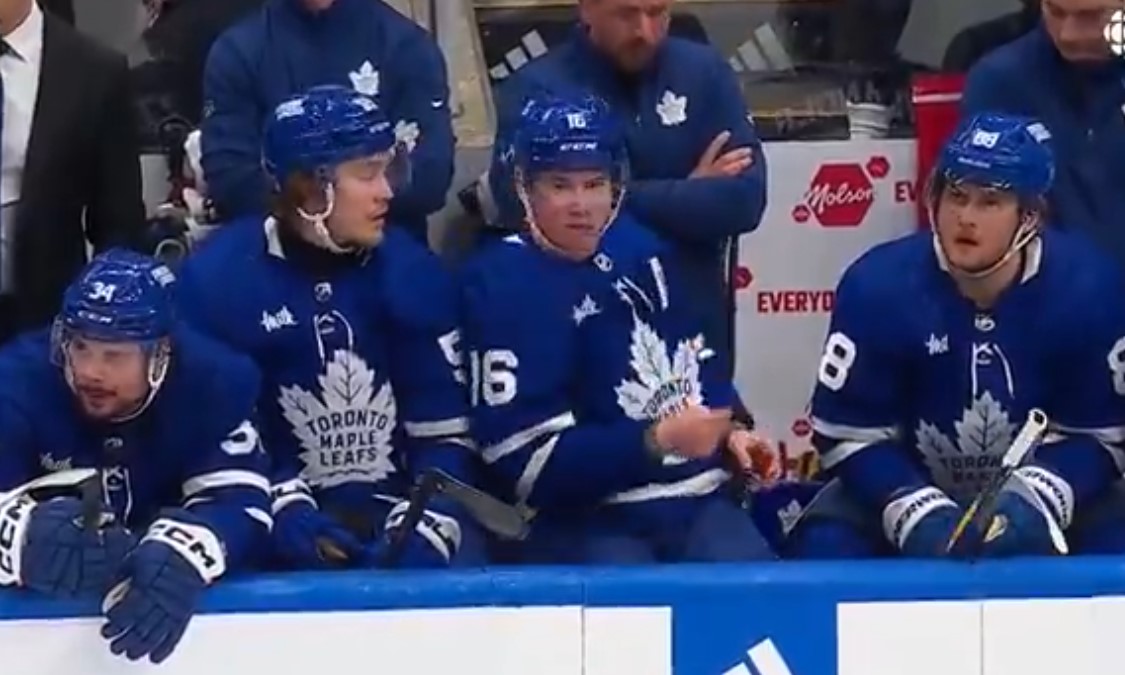 William Nylander à Mitch Marner : « arrête de f*cking pleurer »