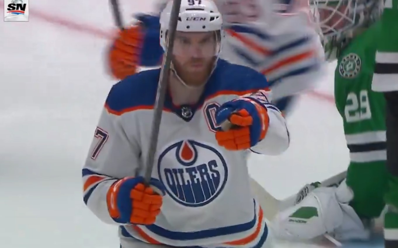 Séries en bref : Connor McDavid marque le but gagnant en deuxième prolongation