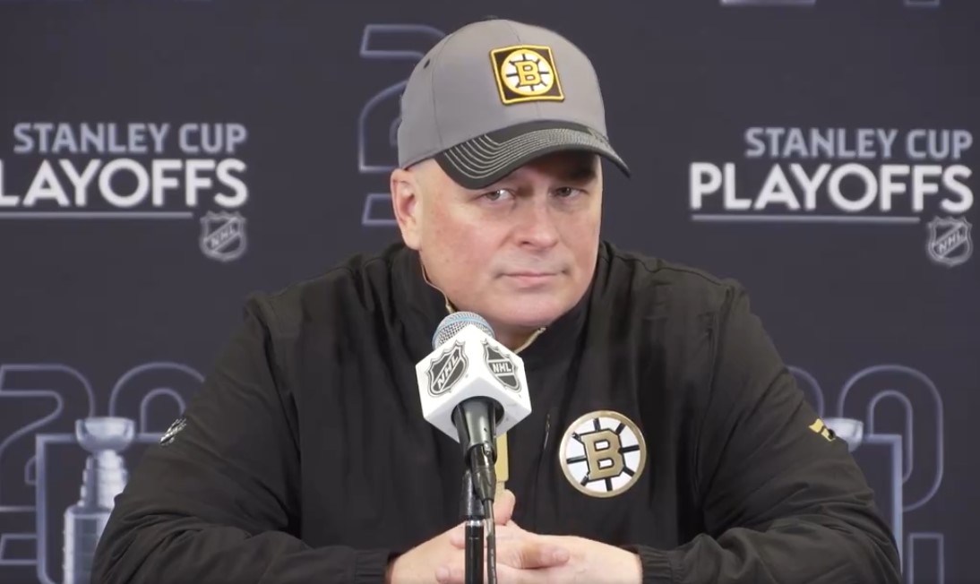 Mike Babcock et Jon Cooper ont encouragé Jim Montgomery pour le match #7