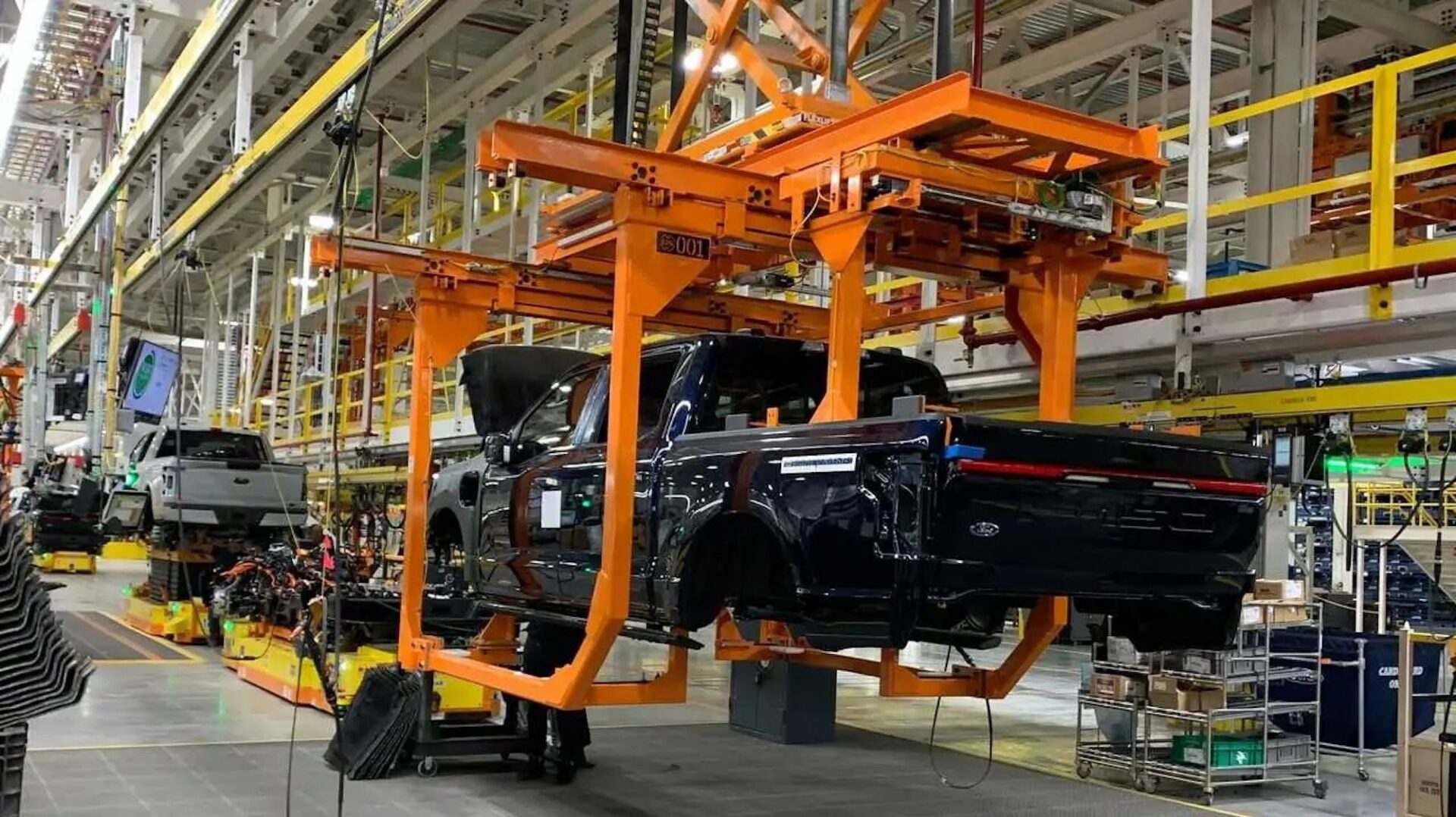 Ford arrête temporairement la production du F-150 Lightning