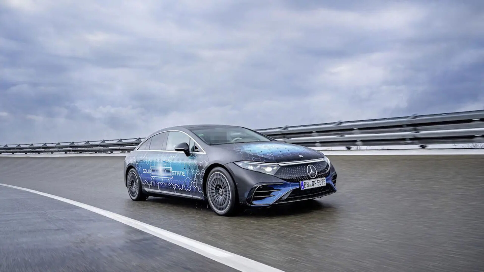 Mercedes-Benz entame les tests d’une batterie à électrolyte solide