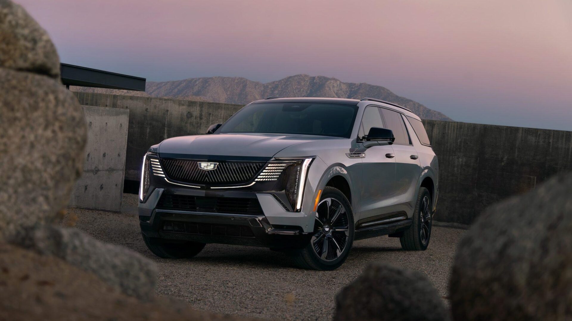 Cadillac présente une version plus spacieuse de son Escalade IQ