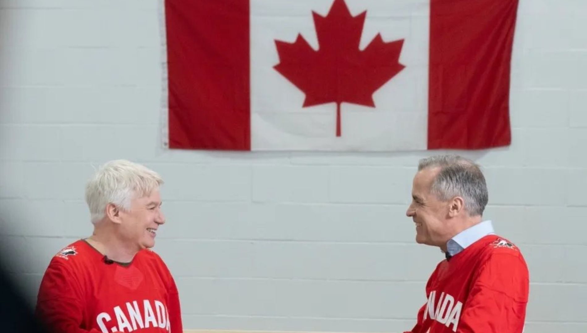Mark Carney et Mike Myers dans une pub virale
