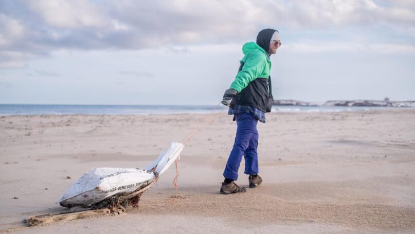 Des déchets de plastique transformés pour une exposition aux Îles