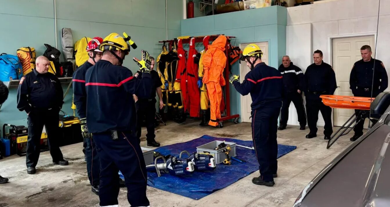 Une délégation de pompiers des Îles de la Madeleine en visite à Saint-Pierre et Miquelon