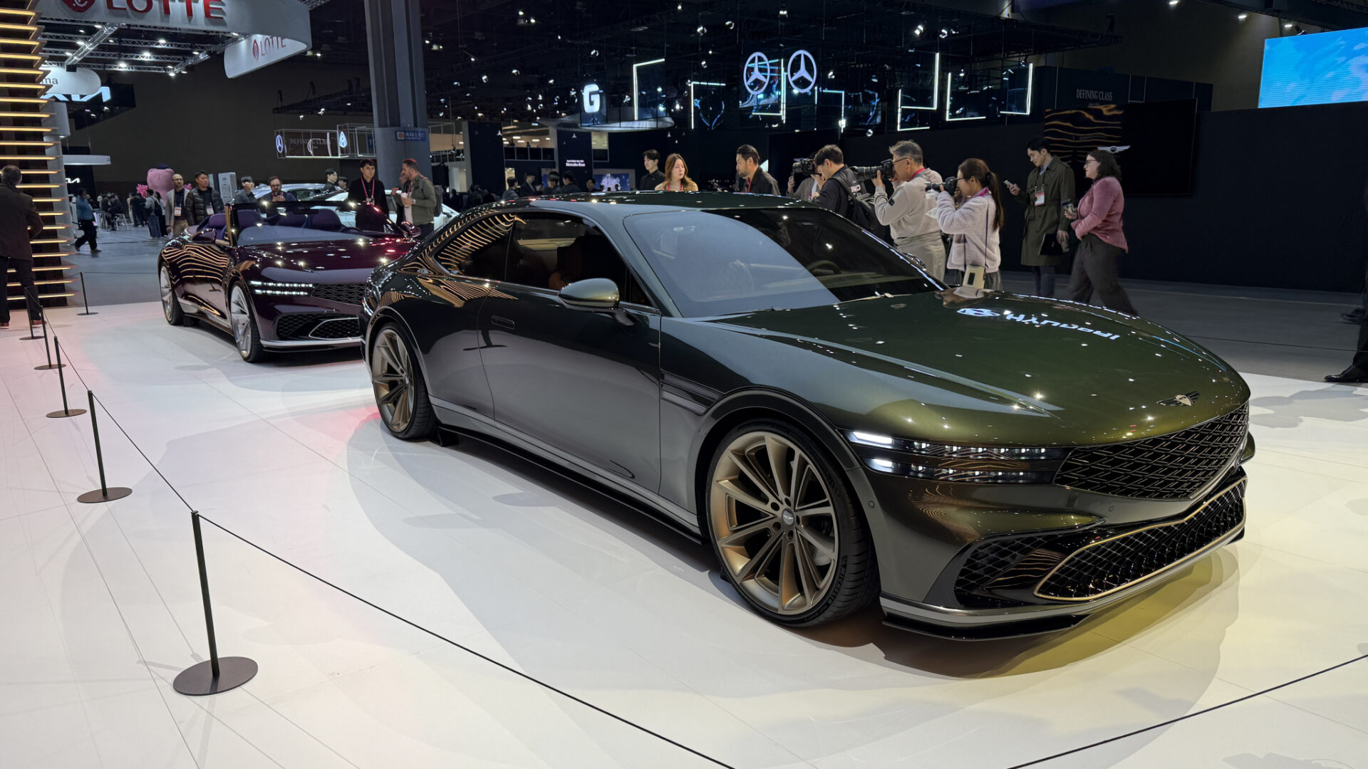 Genesis lance les concepts X Gran Coupe et X Gran Convertible, dérivés de la G90