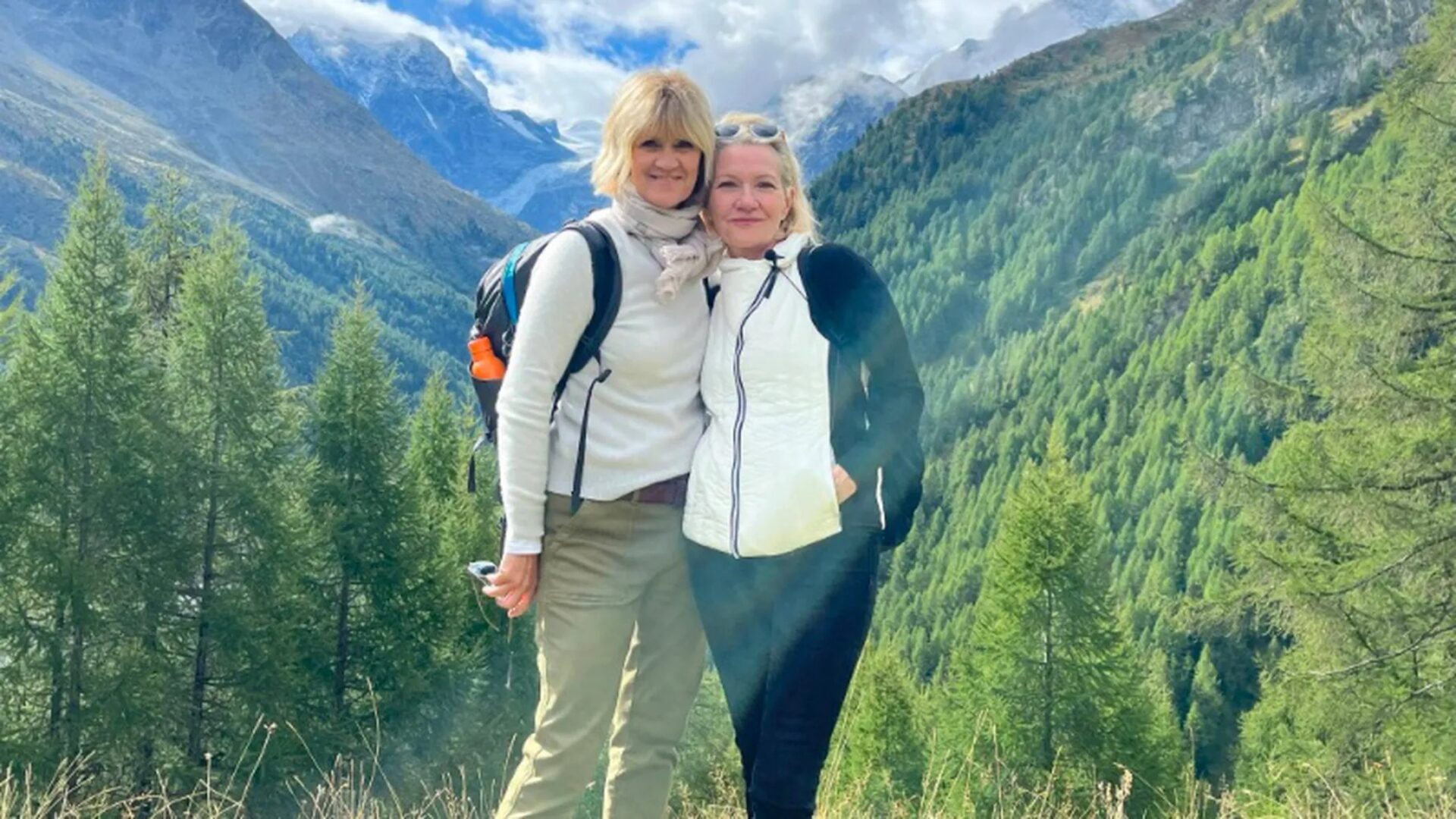 Josée Deschênes souligne avec amour l’anniversaire d’Élise Guilbault