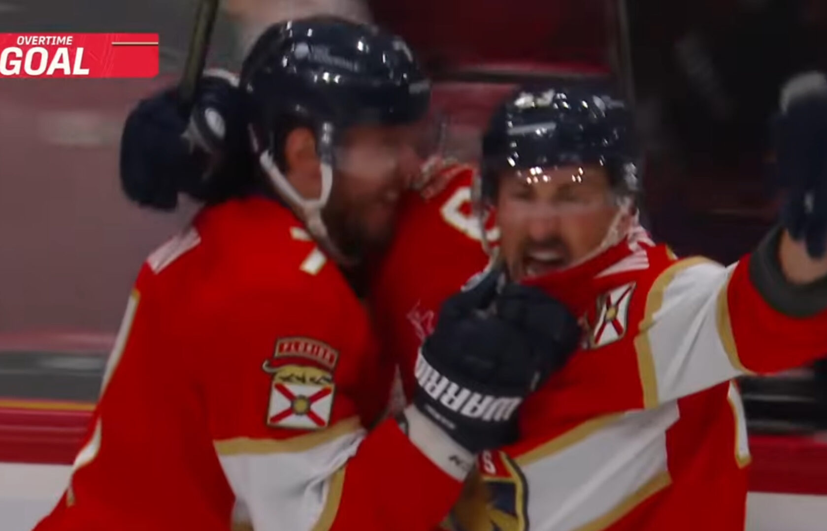 Séries en bref : Brad Marchand joue les héros pour les Panthers face aux Leafs