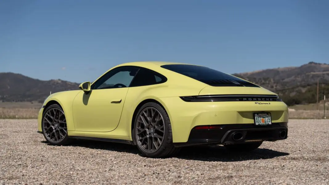 Porsche-911-Carrera-S-2025-50